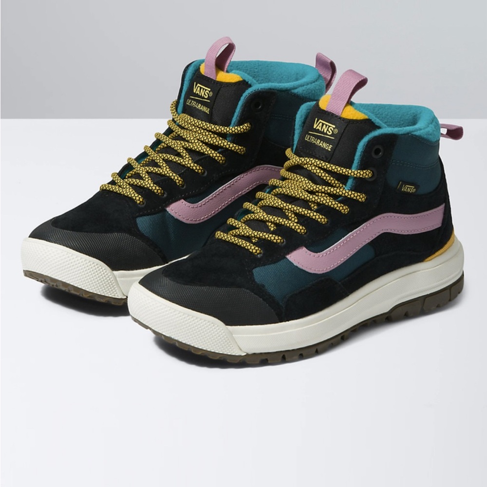 Ultra range Vans All weather sneakers